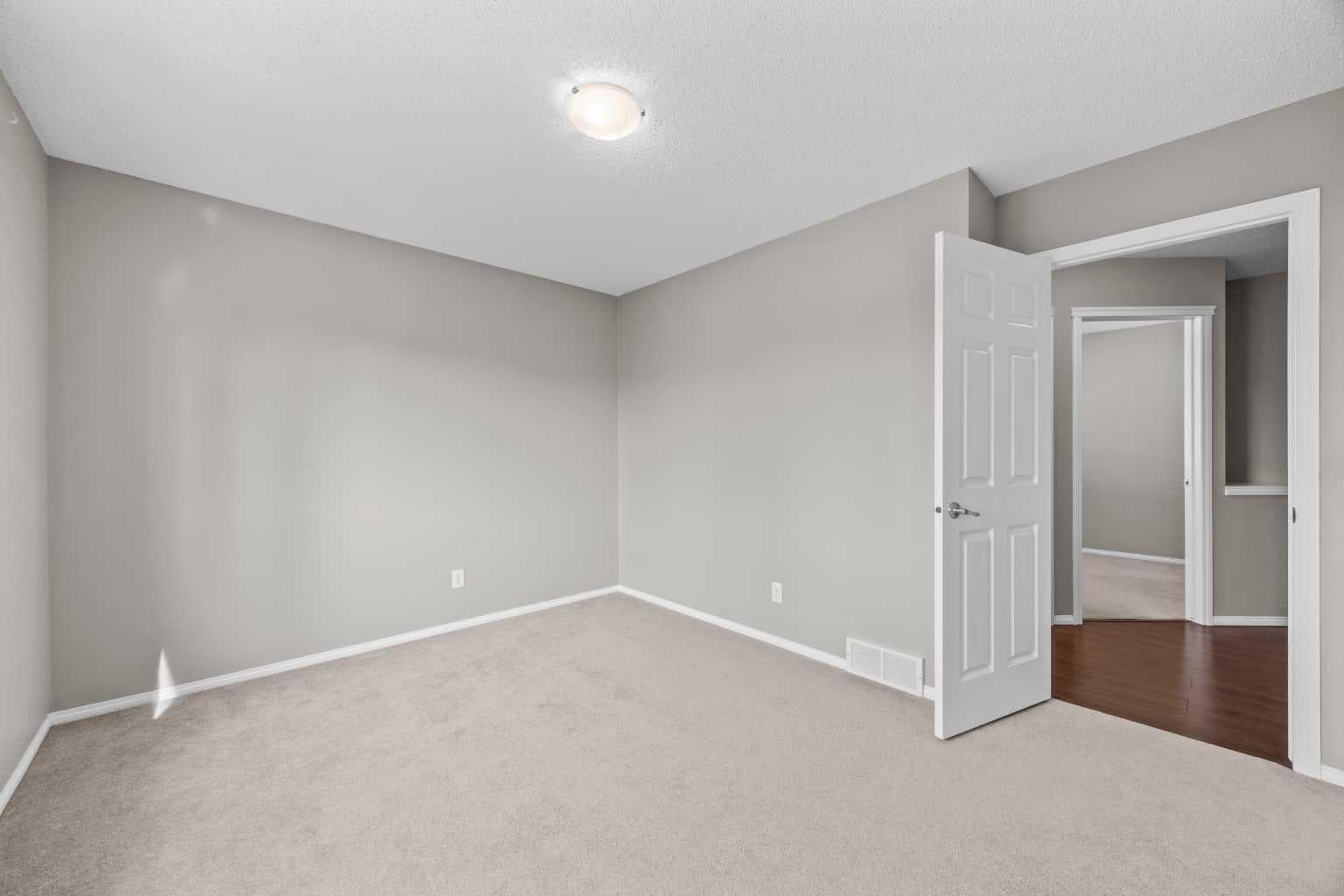 140 West Creek Circle 