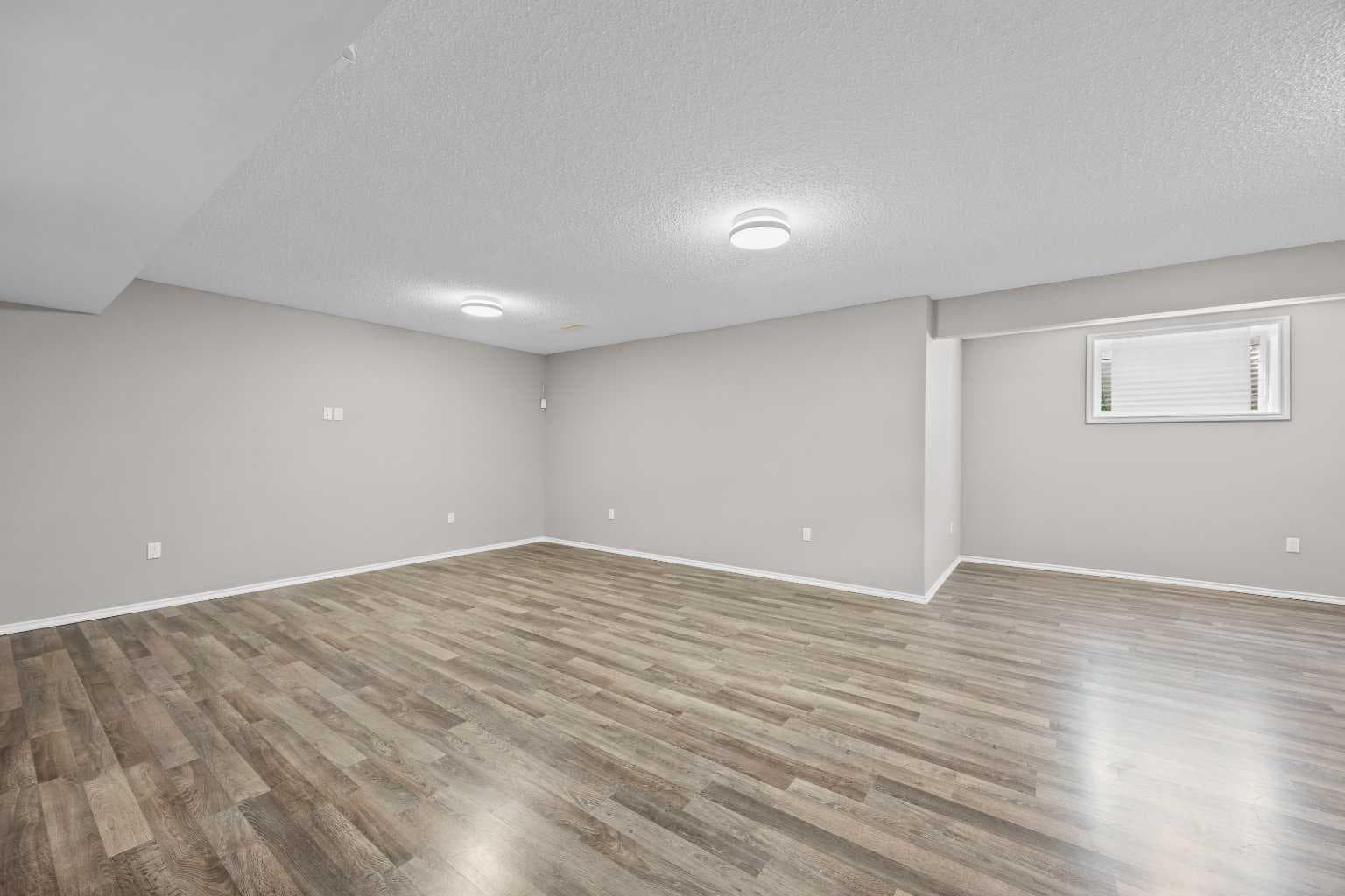 140 West Creek Circle 