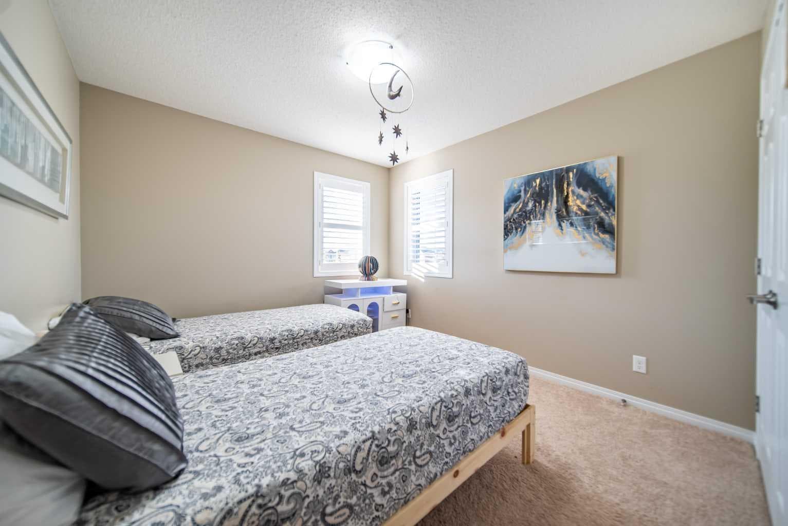 503 Windbrook Heights SW