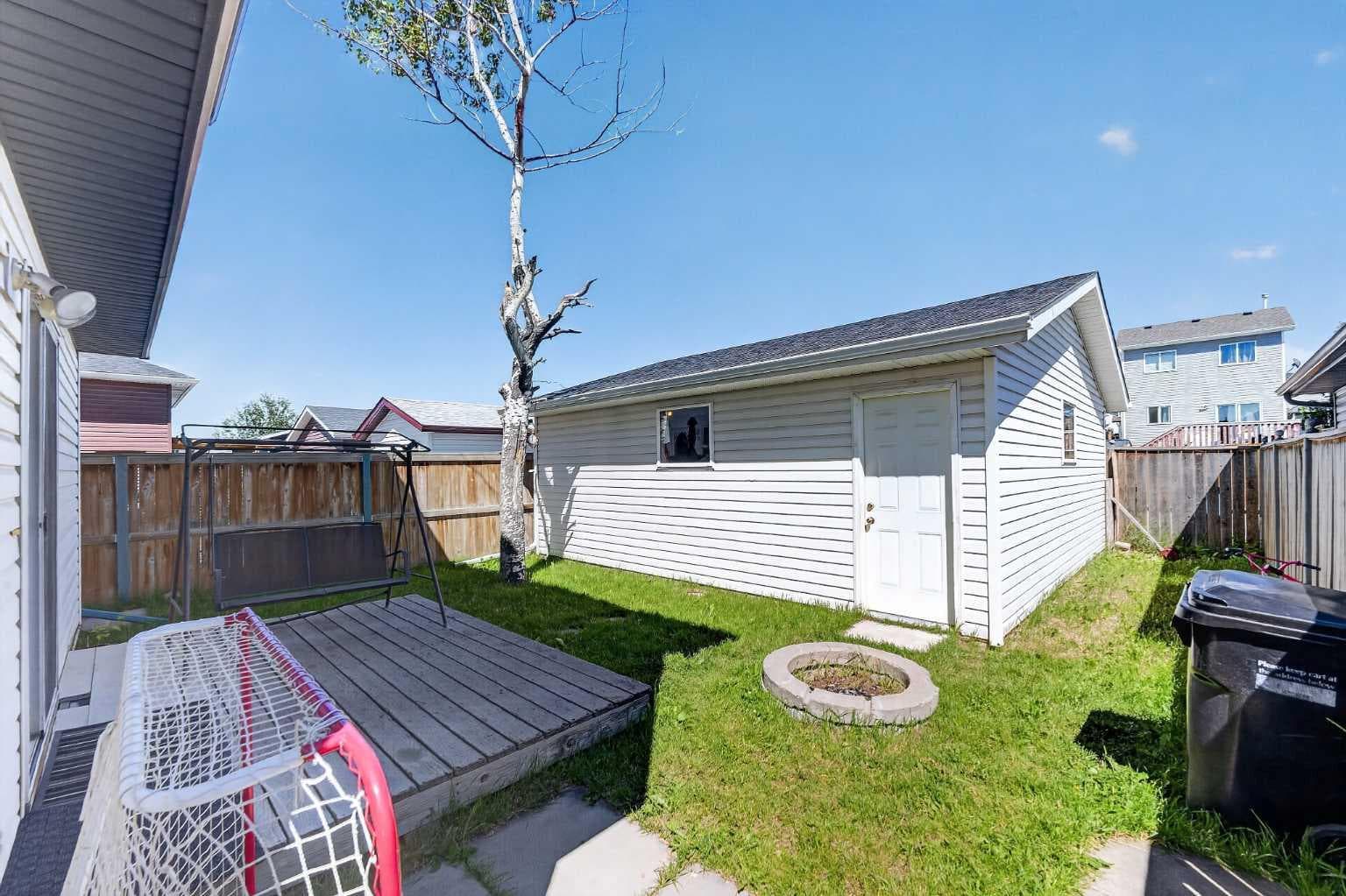 173 Martin Crossing Crescent NE