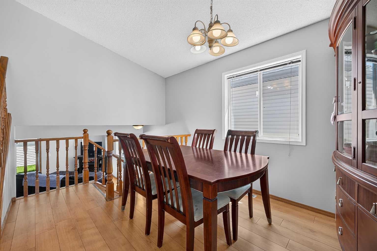 173 Martin Crossing Crescent NE