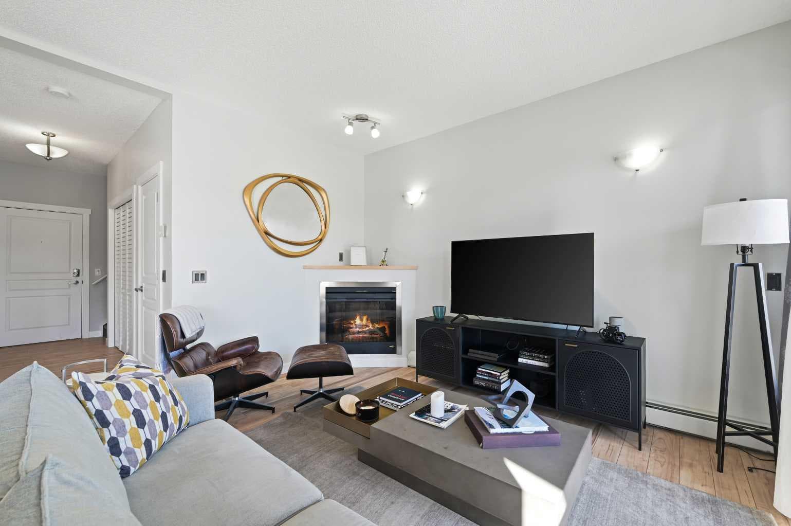 2205, 211 Aspen Stone Boulevard SW