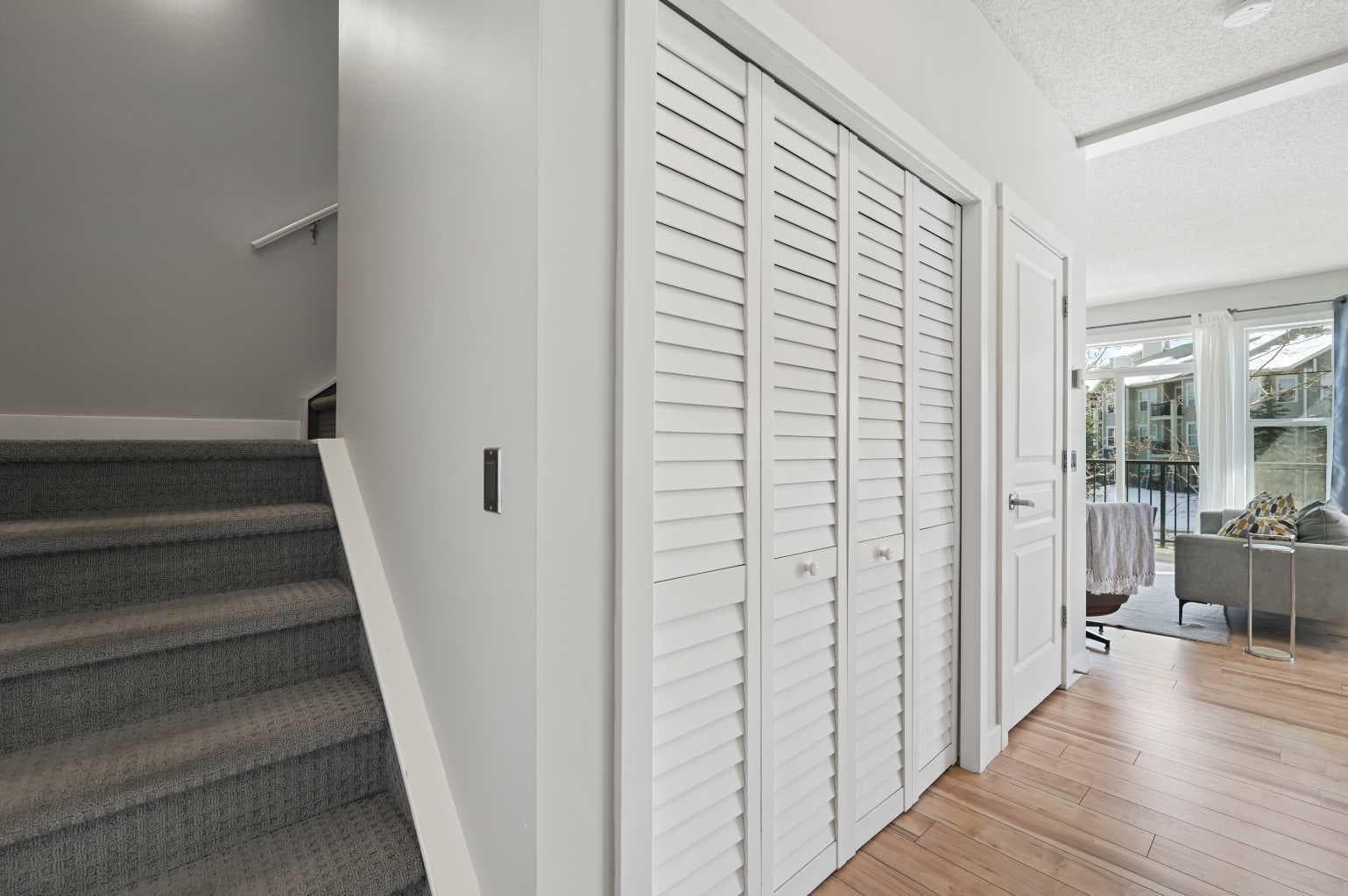 2205, 211 Aspen Stone Boulevard SW