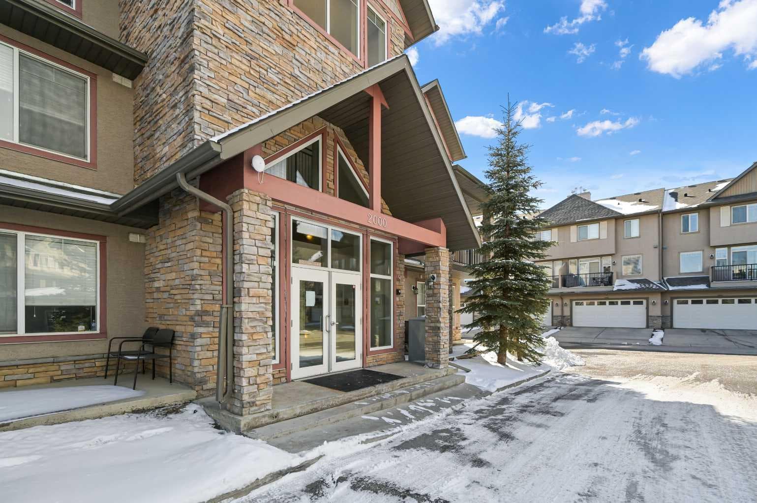 2205, 211 Aspen Stone Boulevard SW