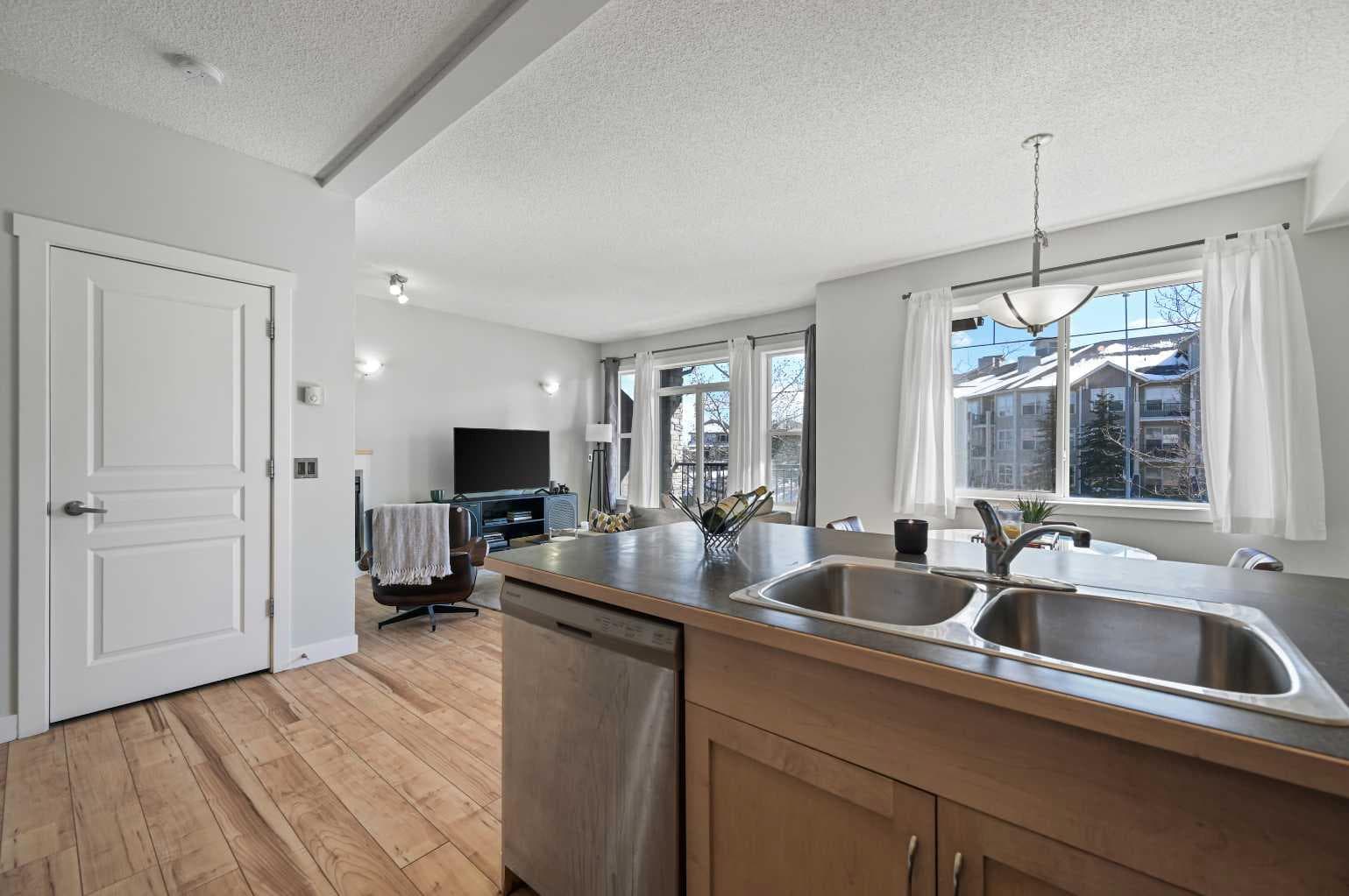 2205, 211 Aspen Stone Boulevard SW
