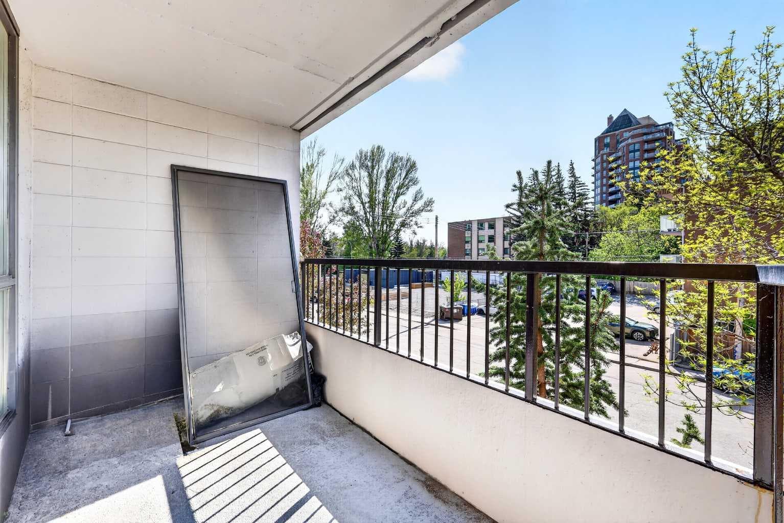 2A, 133 25 Avenue SW
