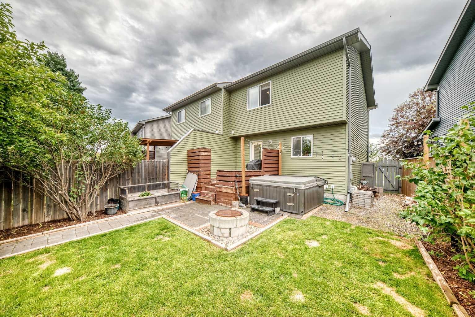 22 Everwillow Circle SW