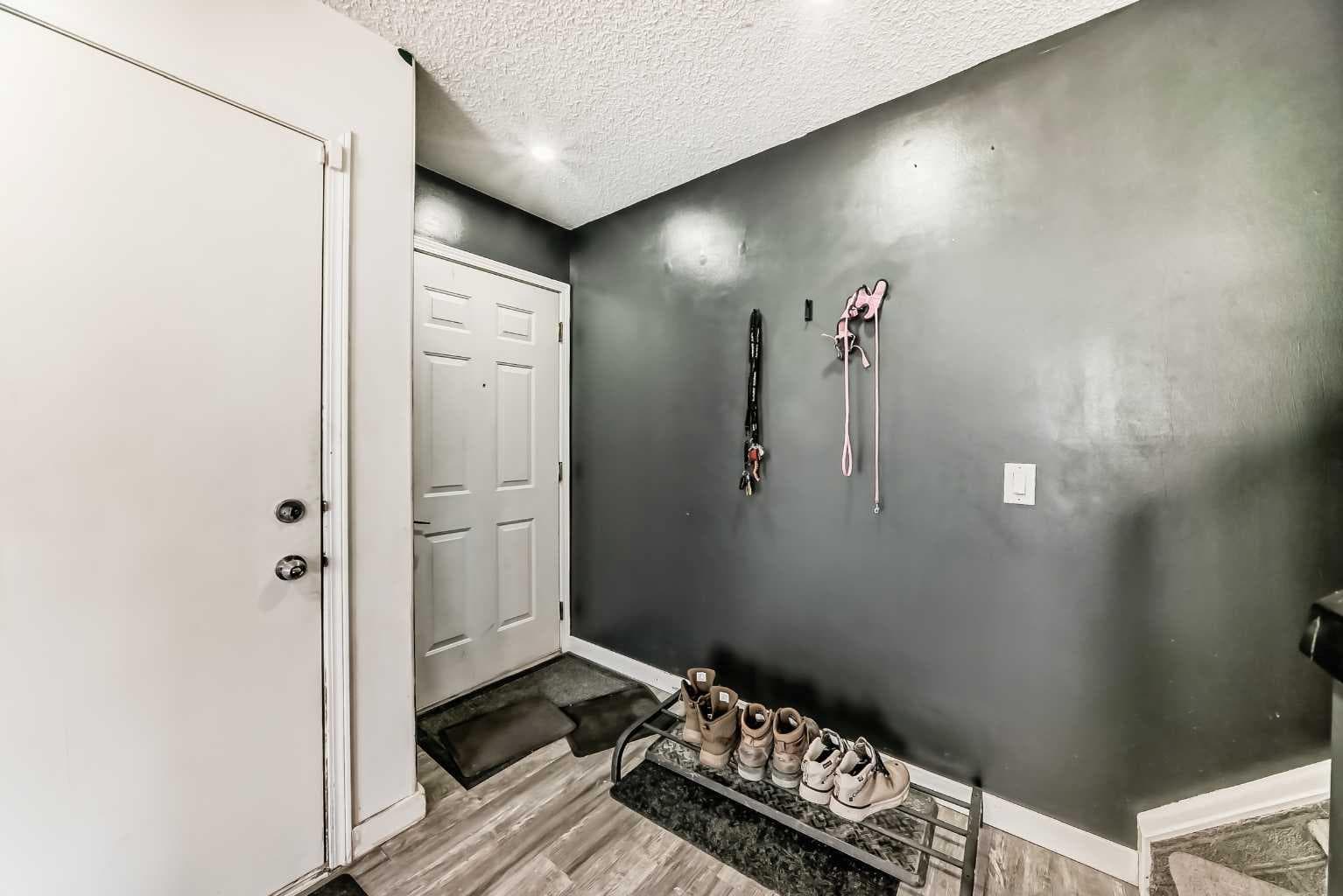 125 Coral Springs Bay NE