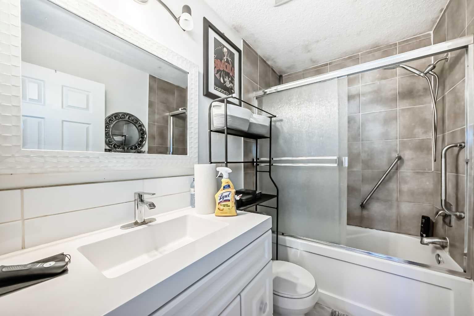 125 Coral Springs Bay NE