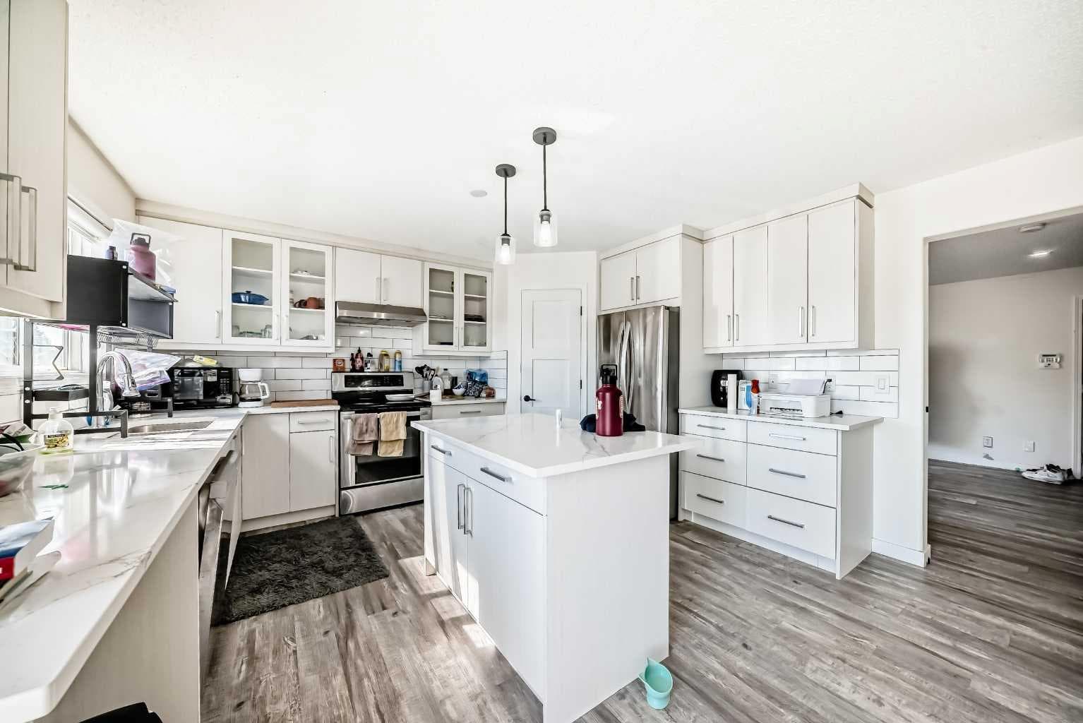 125 Coral Springs Bay NE
