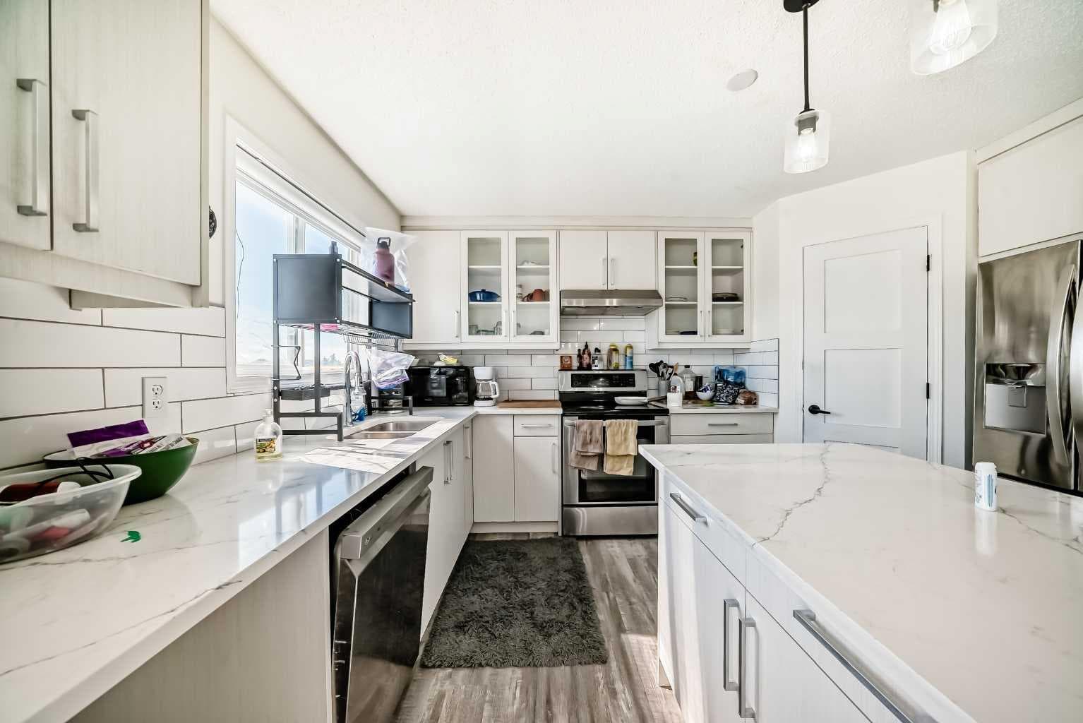 125 Coral Springs Bay NE