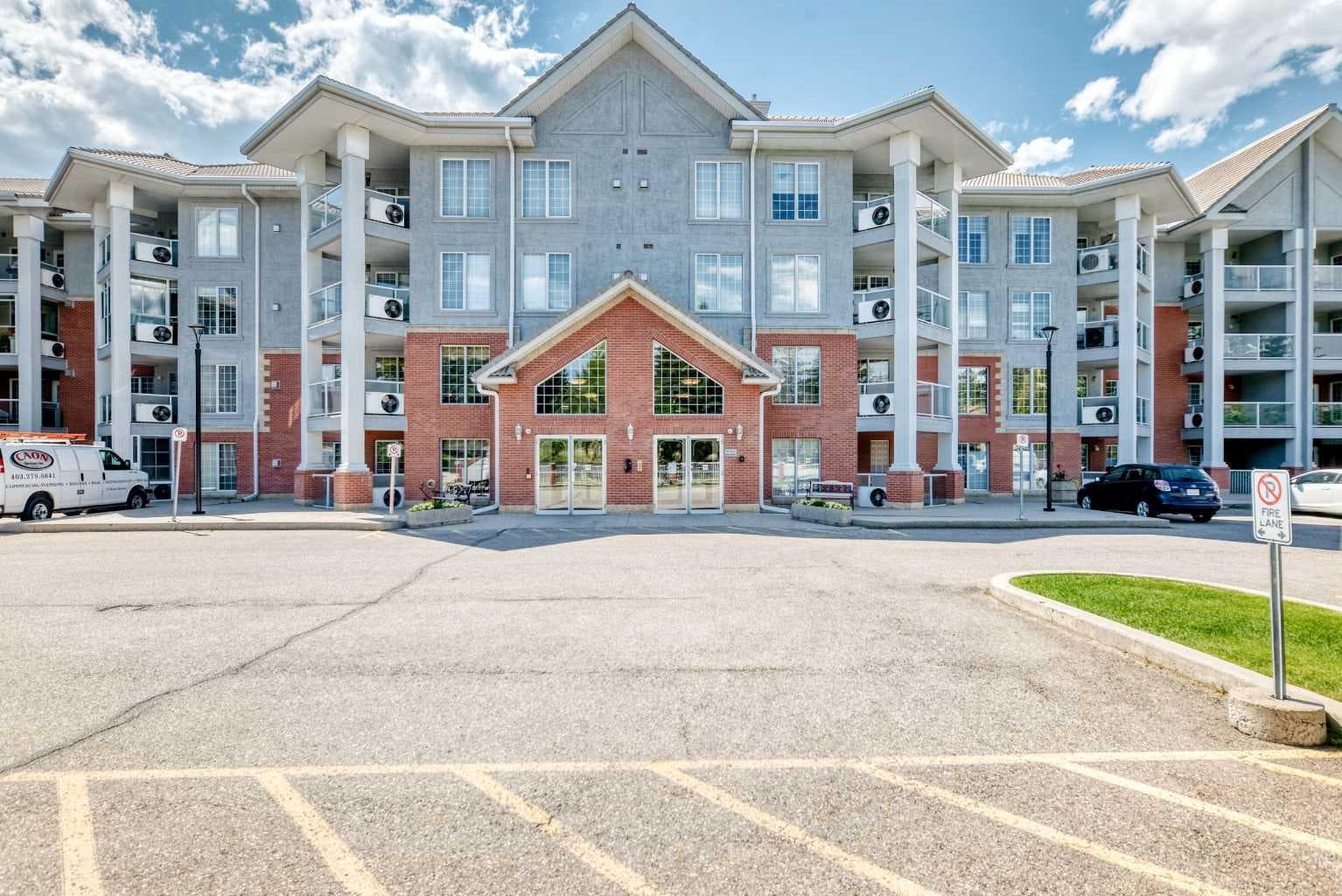 311, 8535 Bonaventure Drive SE