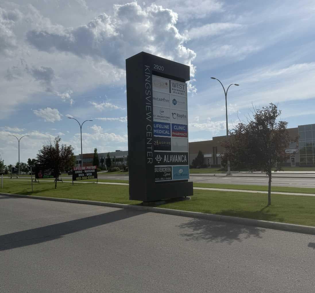 3137, 2920 Kingsview Boulevard SE