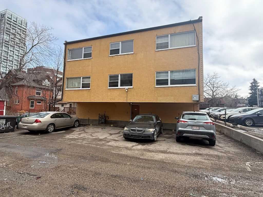 1803 9 Street SW