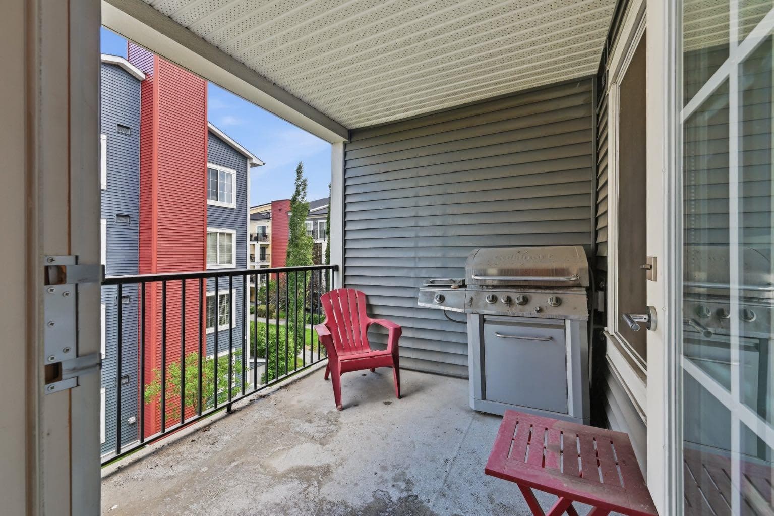 3315, 755 Copperpond Boulevard SE