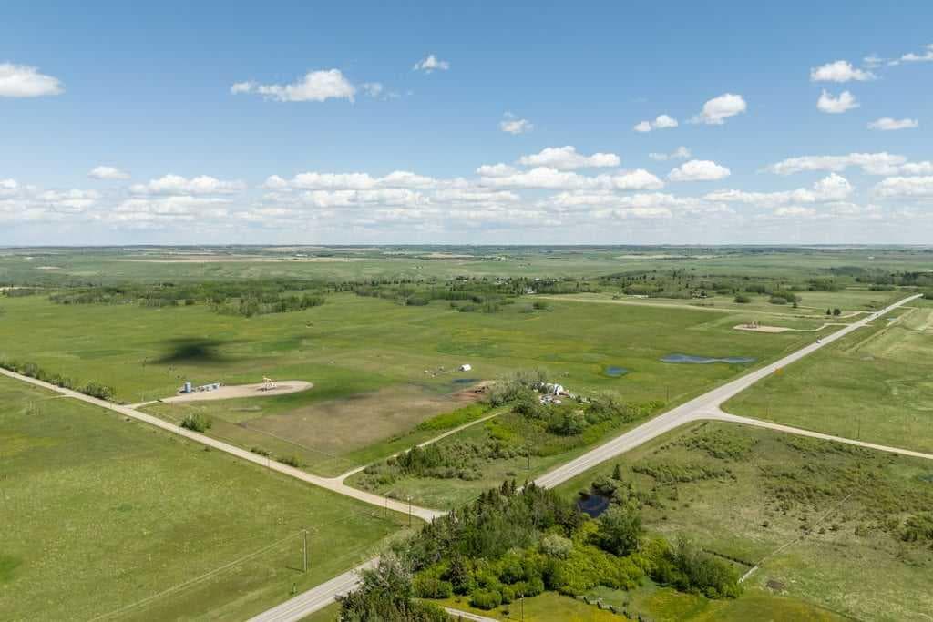 270012 Range Road 40  