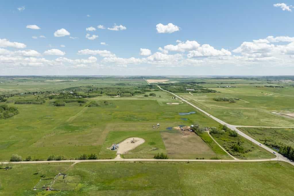 270012 Range Road 40  