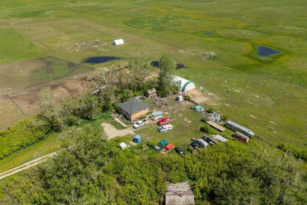 270012 Range Road 40  