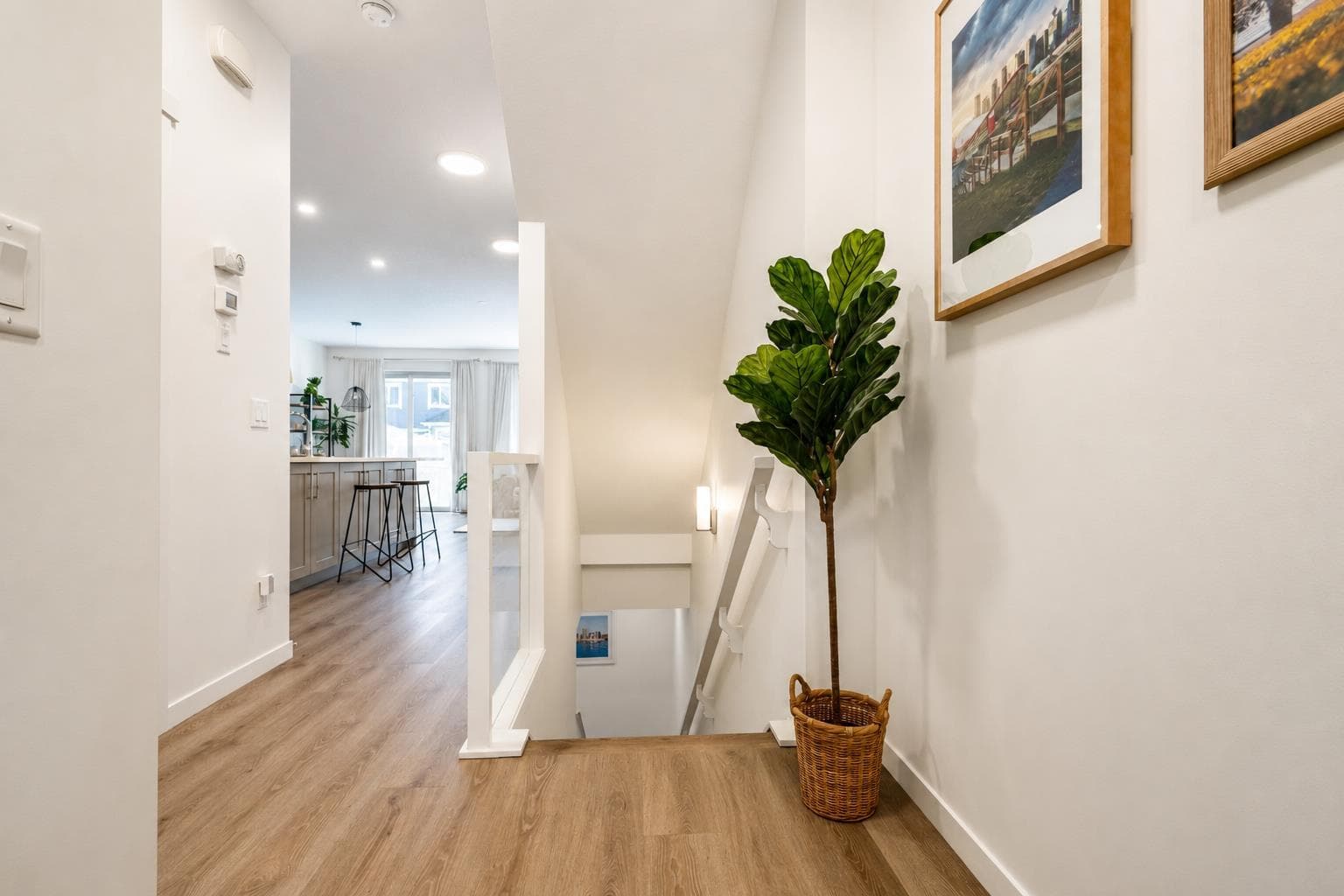 229 Masters Row SE