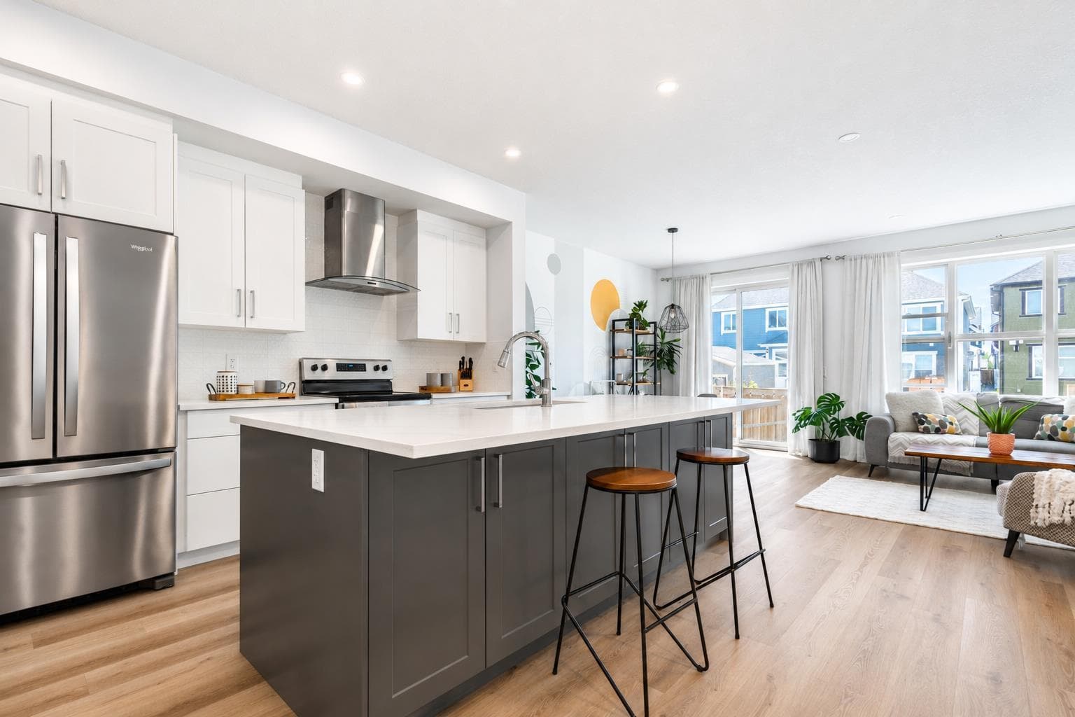 229 Masters Row SE