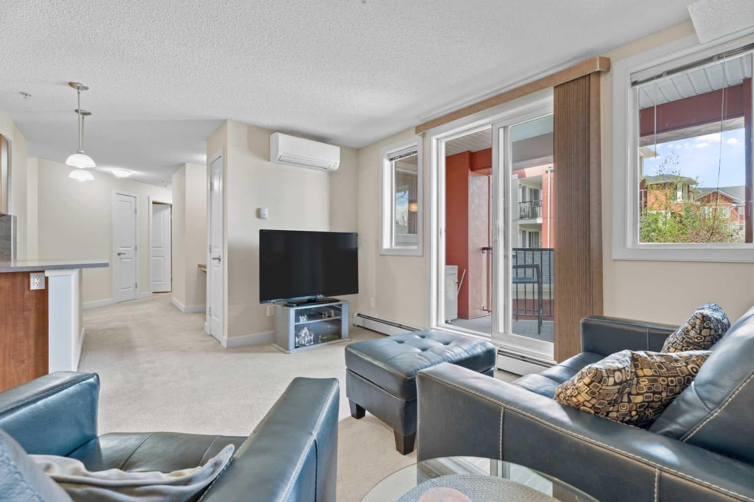 201, 162 Country Village Circle NE