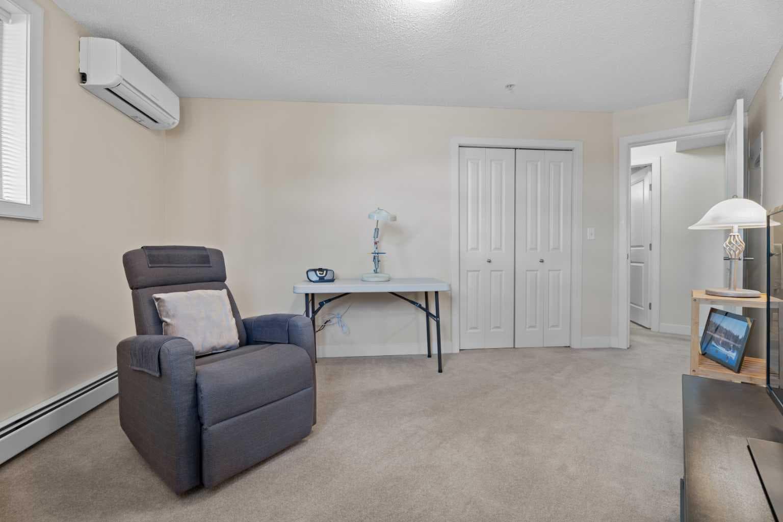 201, 162 Country Village Circle NE