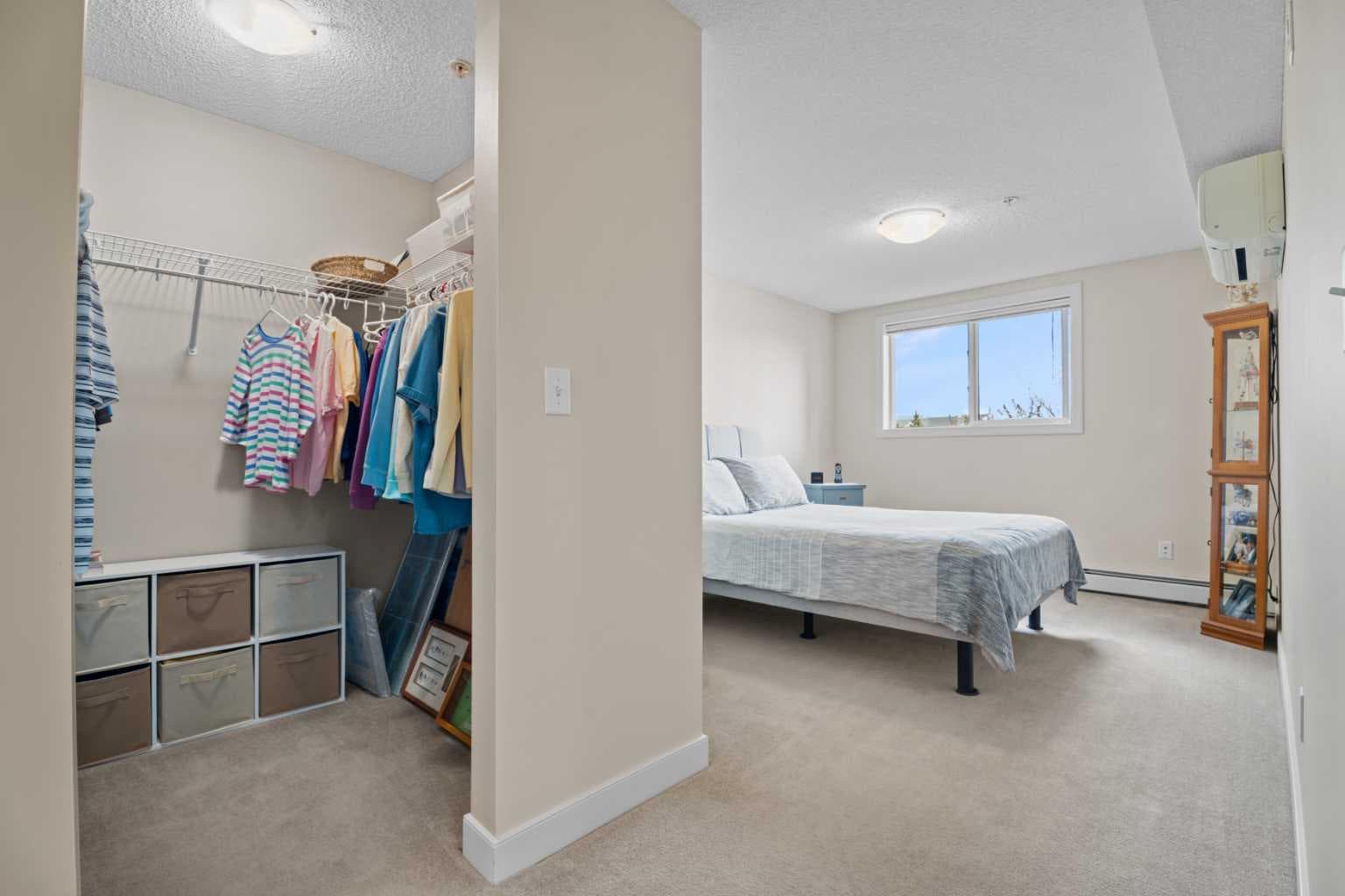 201, 162 Country Village Circle NE