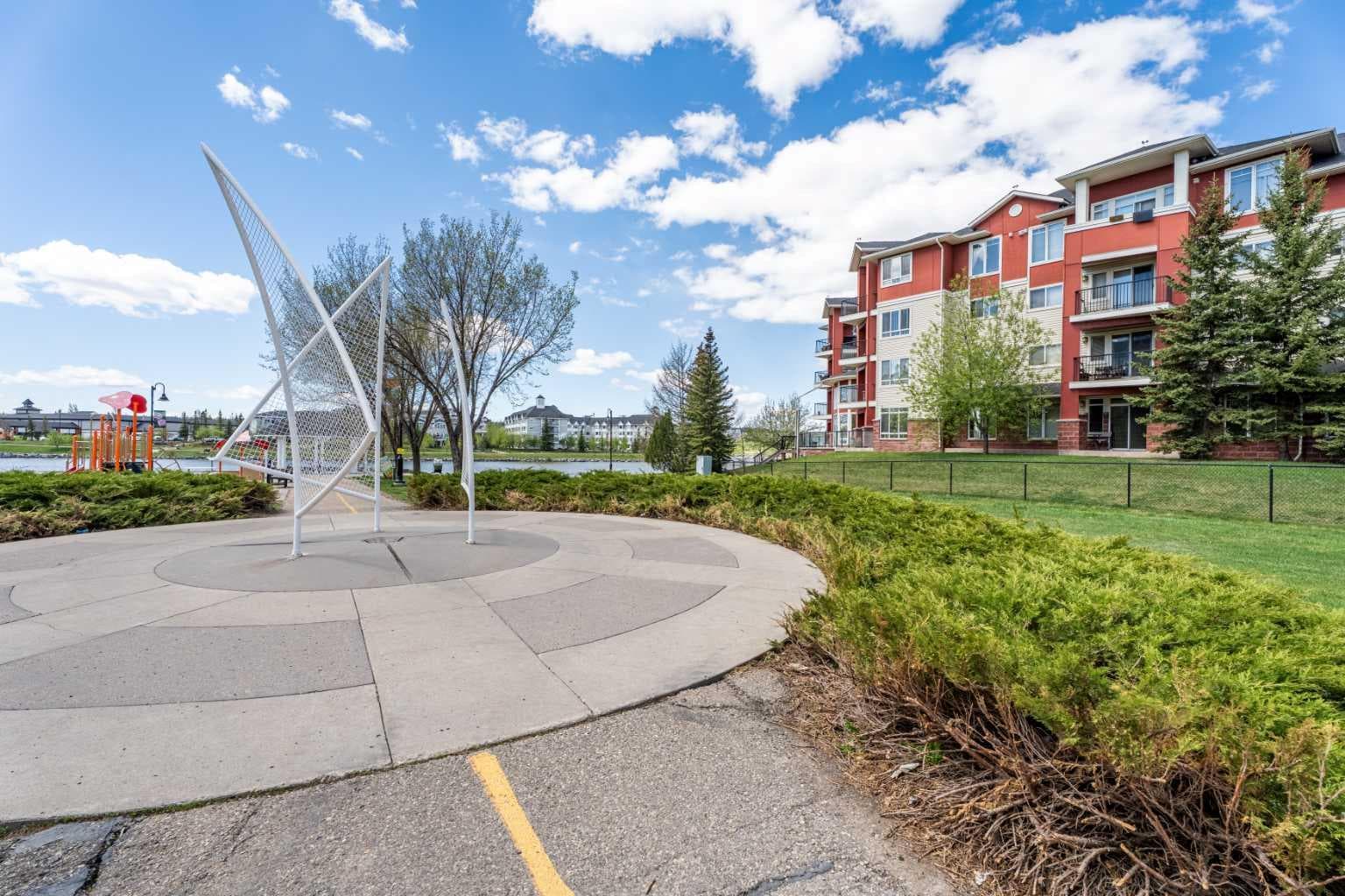 201, 162 Country Village Circle NE