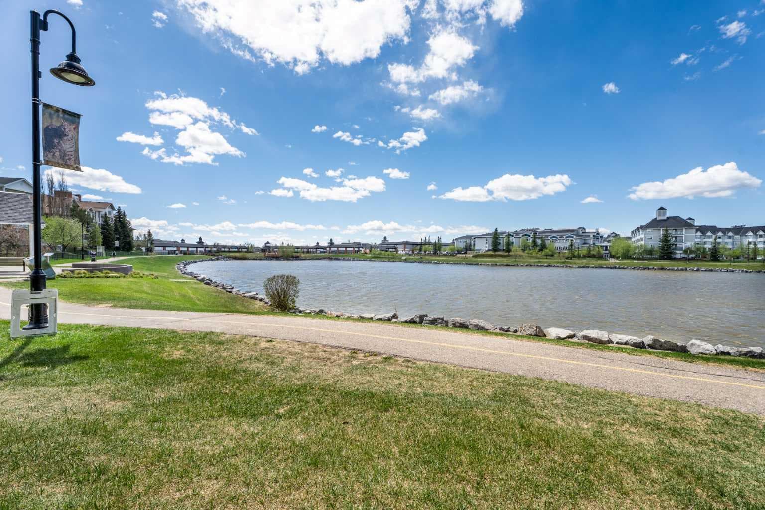 201, 162 Country Village Circle NE