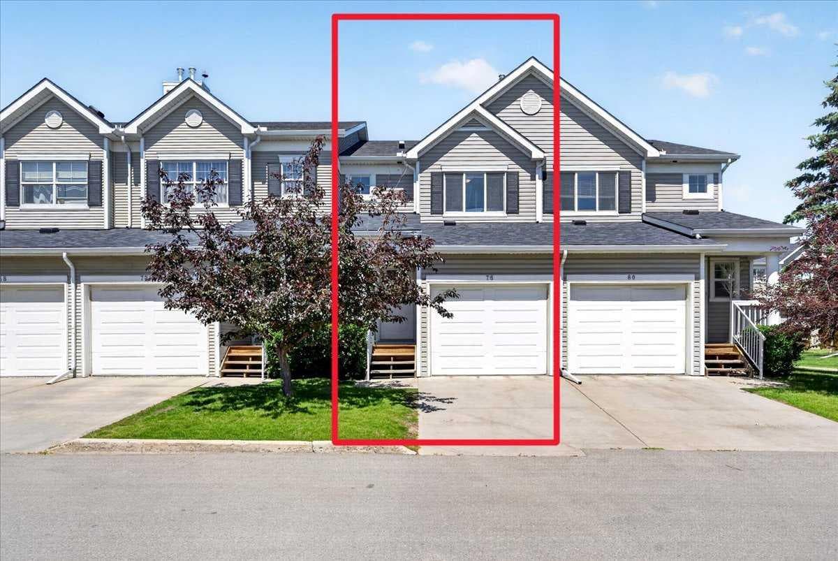 76 Country Village Lane NE