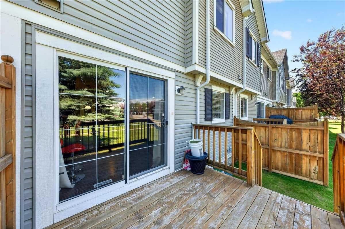 76 Country Village Lane NE