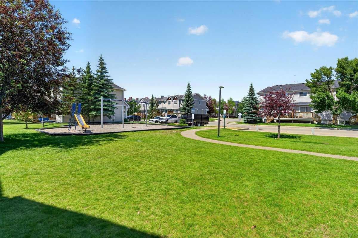 76 Country Village Lane NE