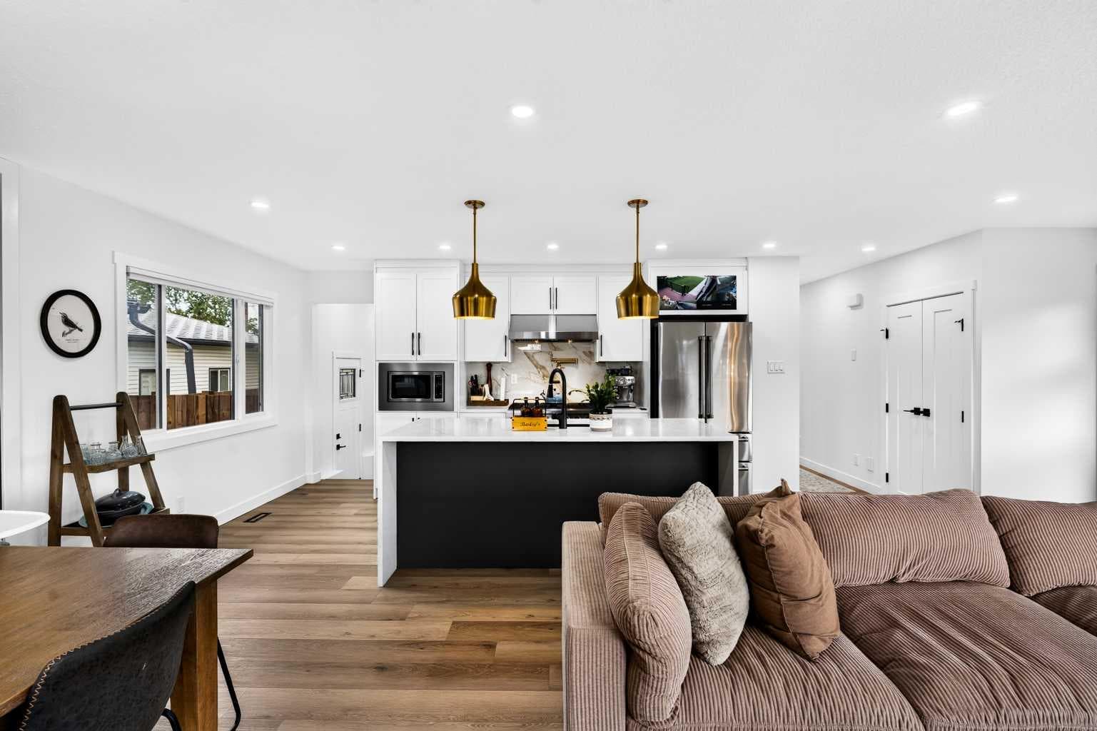 9512 Academy Drive SE