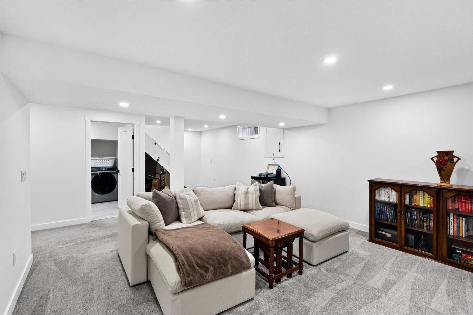 9512 Academy Drive SE