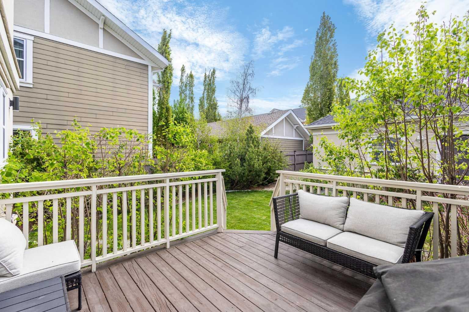 3804 Sarcee Road SW