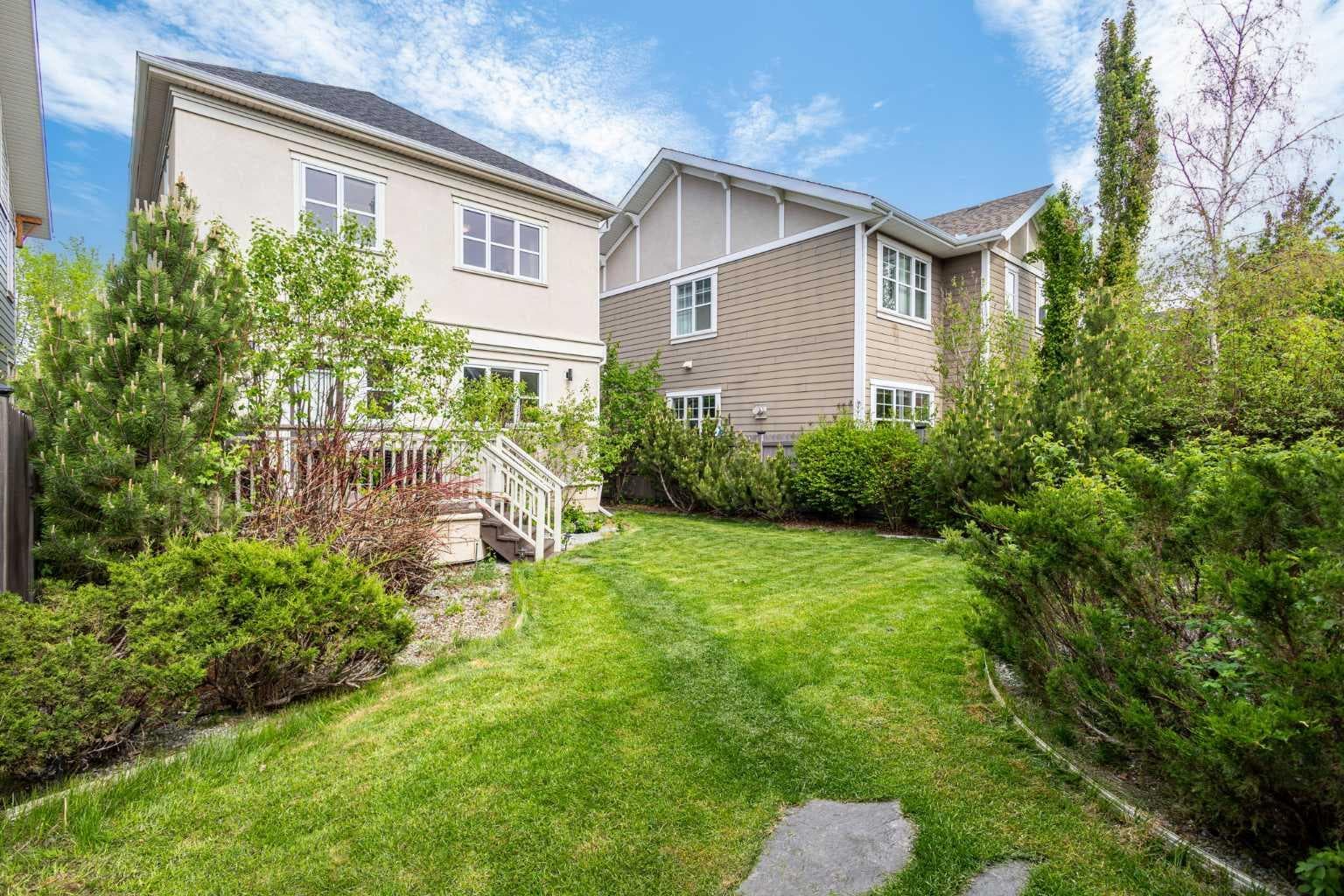 3804 Sarcee Road SW