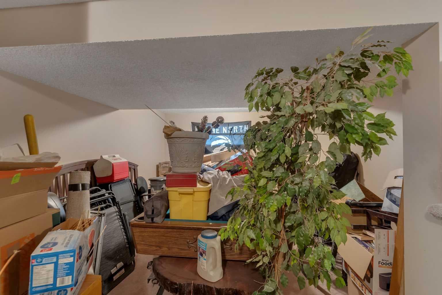 115 Deerfield Drive SE