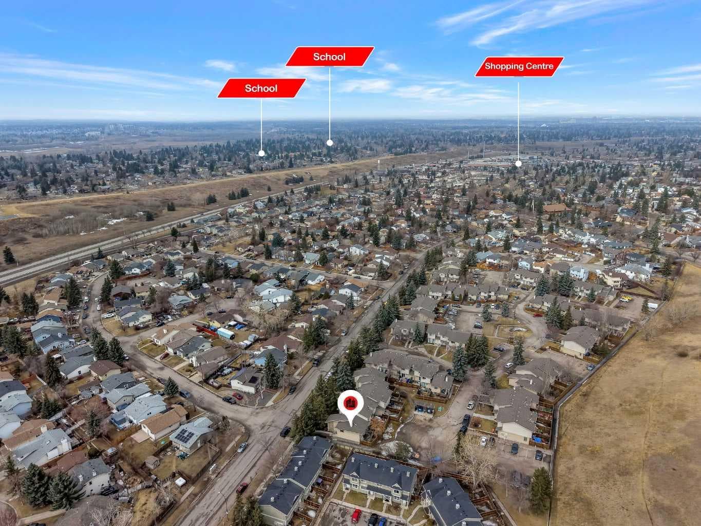 115 Deerfield Drive SE