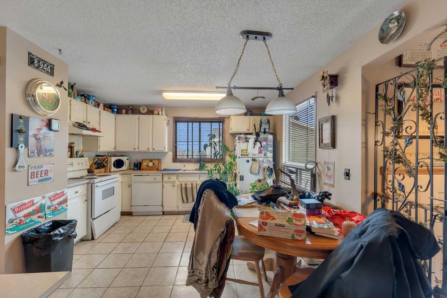 115 Deerfield Drive SE