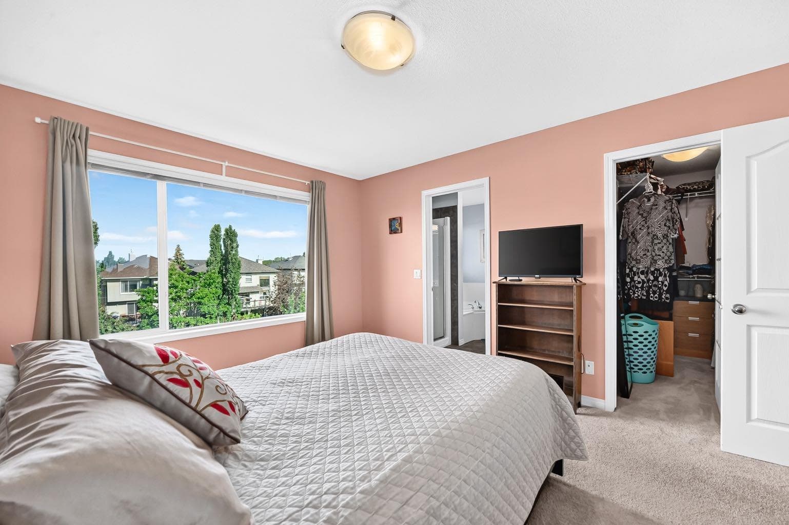 43 Rockmont Court NW