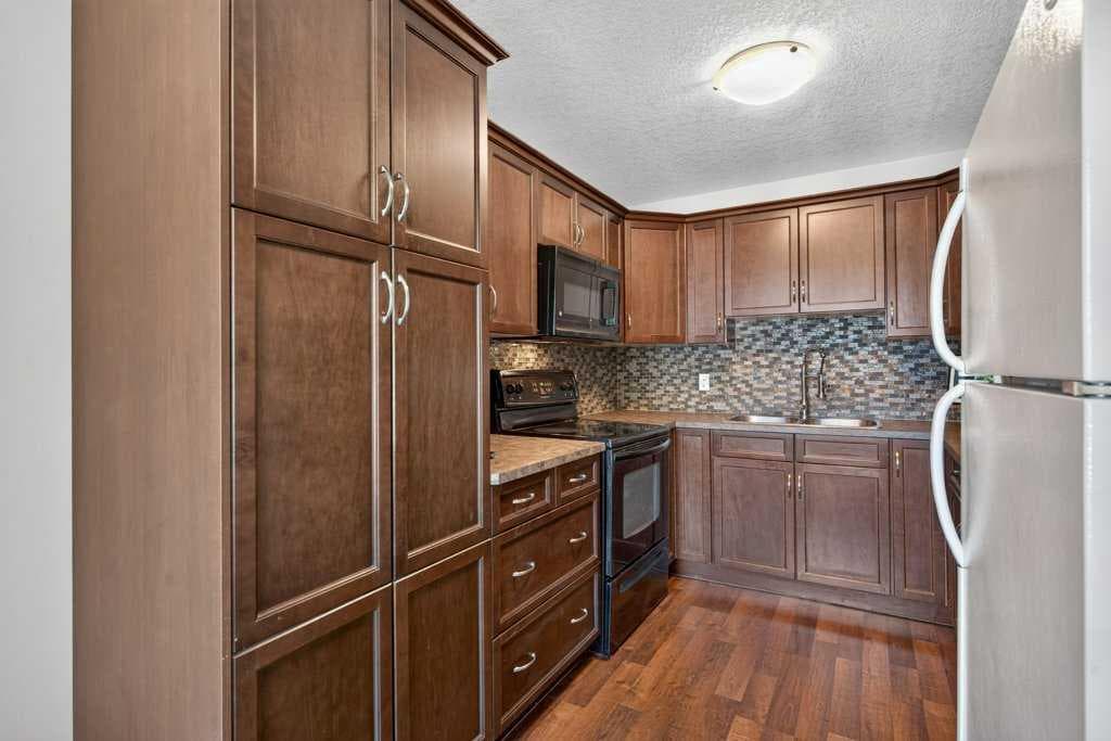 20 McKinley Road SE