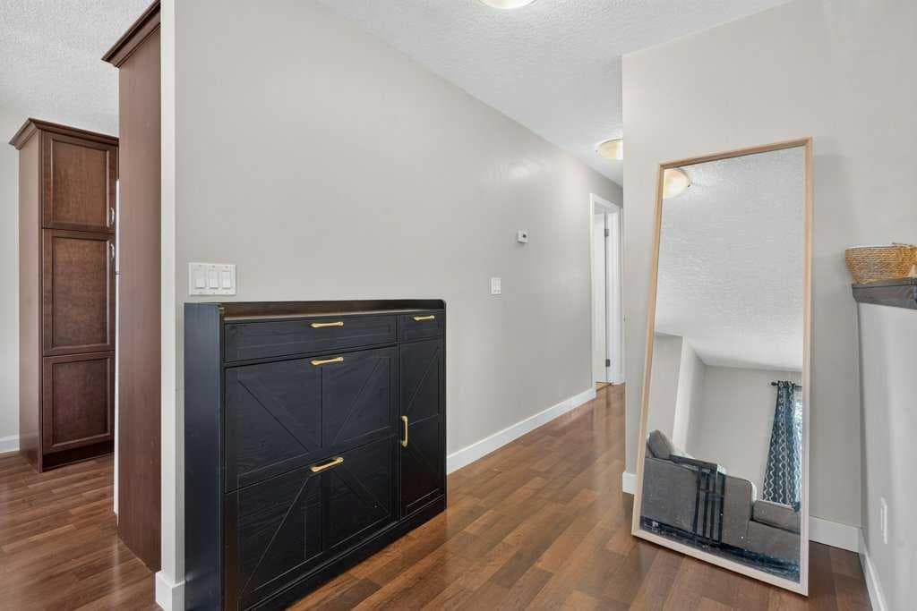 20 McKinley Road SE