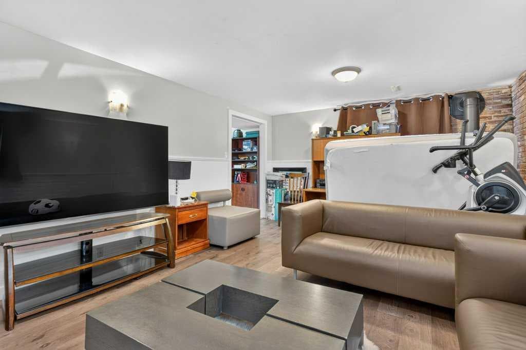 20 McKinley Road SE