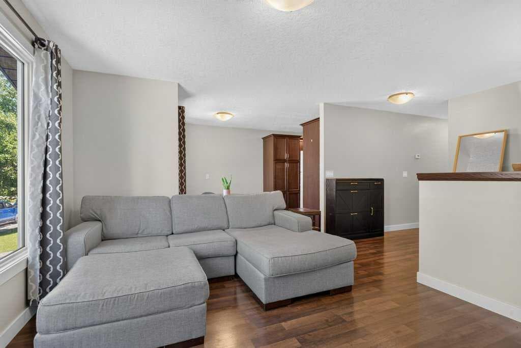 20 McKinley Road SE