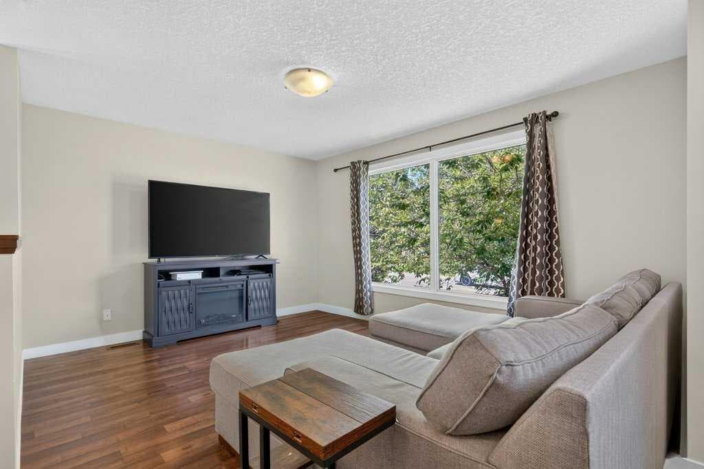 20 McKinley Road SE