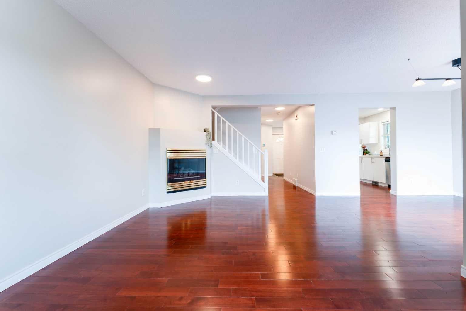 166, 388 Sandarac Drive NW