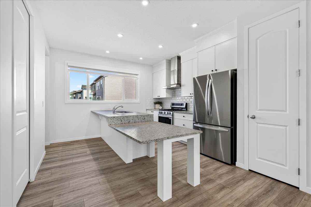 128 Setonstone Manor SE