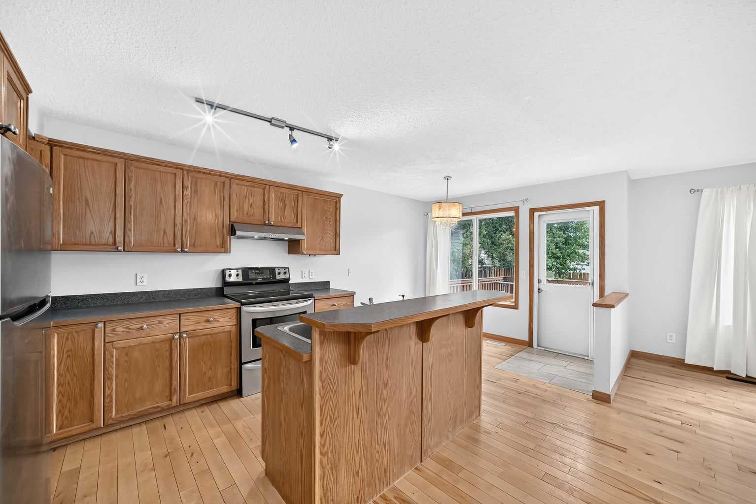 144 Covehaven Road NE