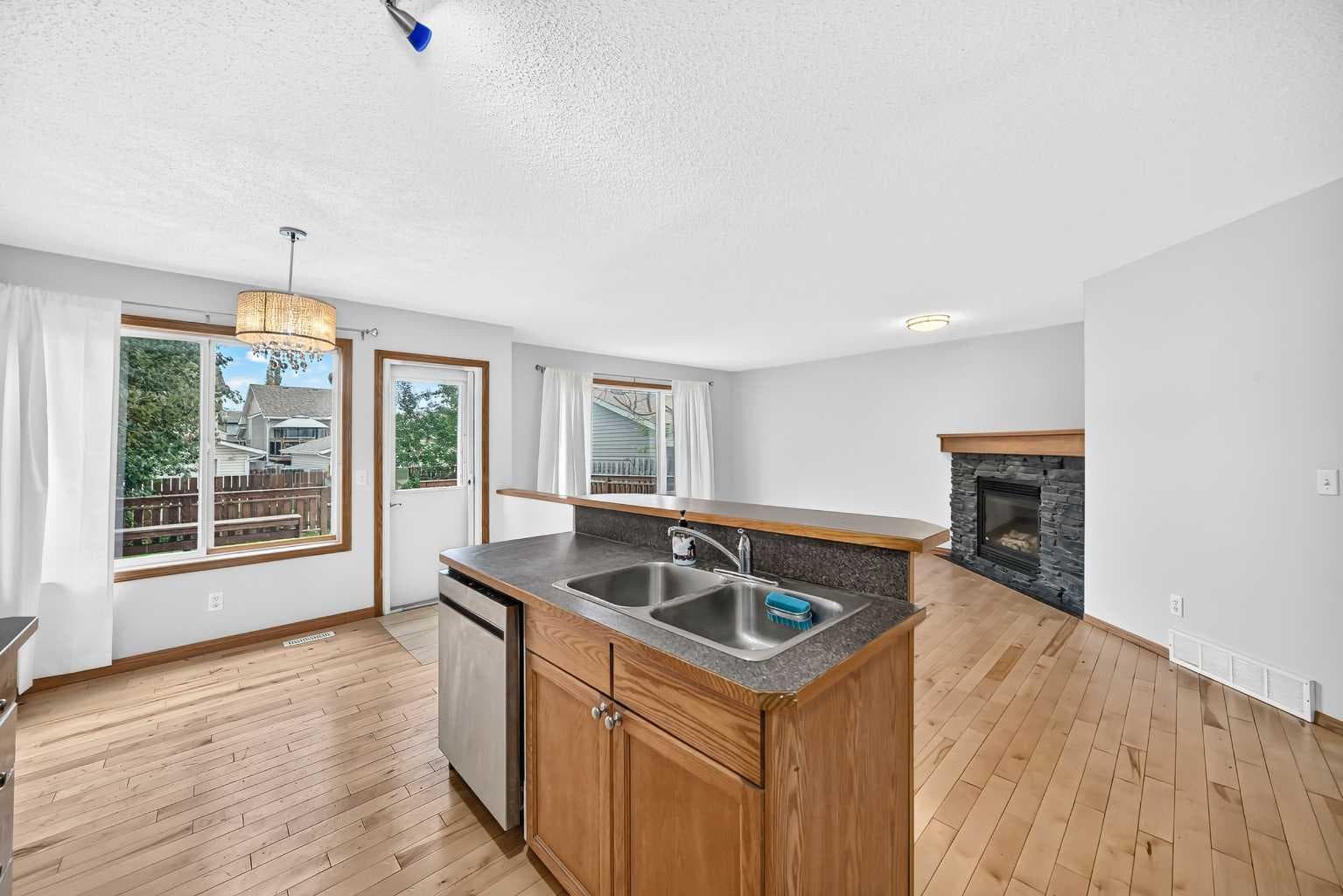 144 Covehaven Road NE