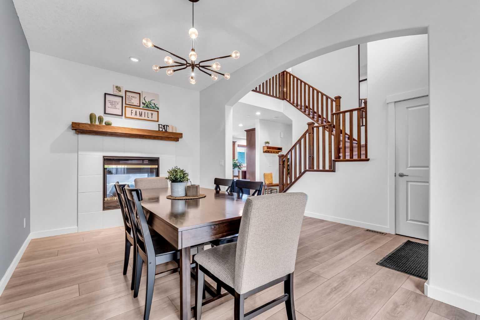 452 Evergreen Circle SW